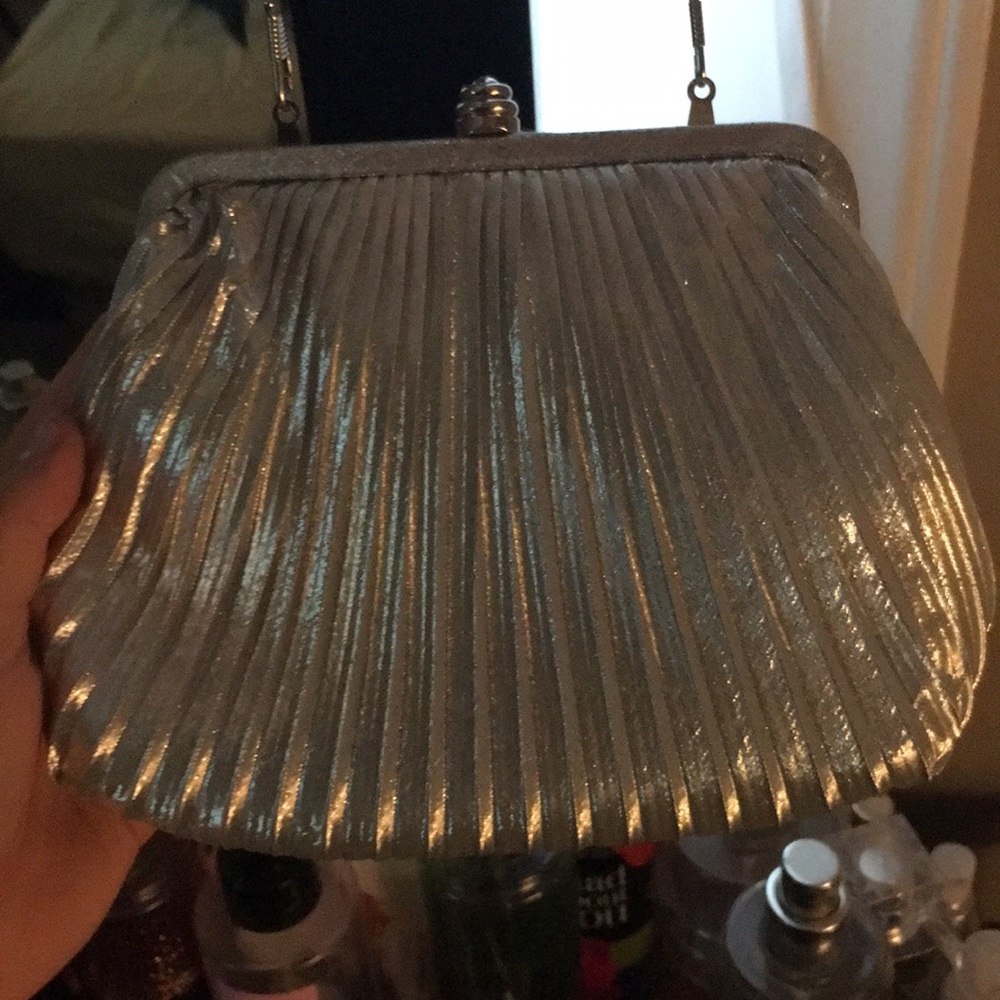 Hand bag